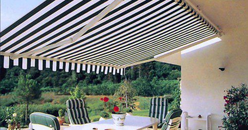 Eclipse retractable awning