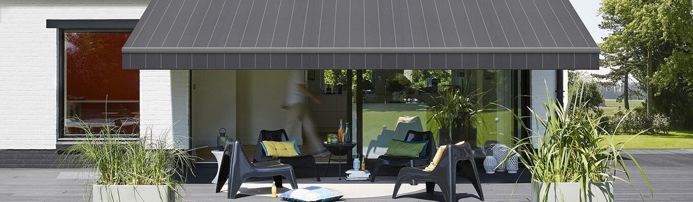 Retractable Awnings Reviews Compare The Best Awning Companies Models - Patio Retractable Awning Reviews
