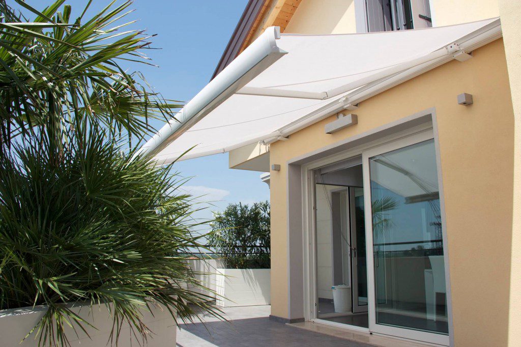 The 5 Best Retractable Awnings For 2022